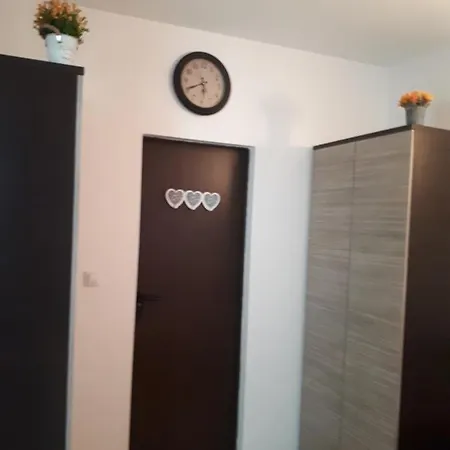 Schoene 2 Zimmer Wohnung, 2 Min. Vom Strand Entfern
